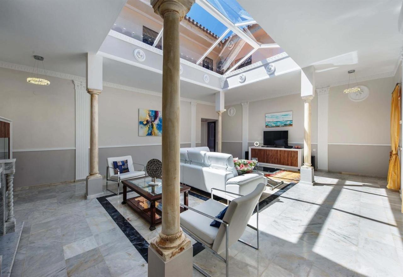 Villa Domus Vesta Marbella Bagian luar foto