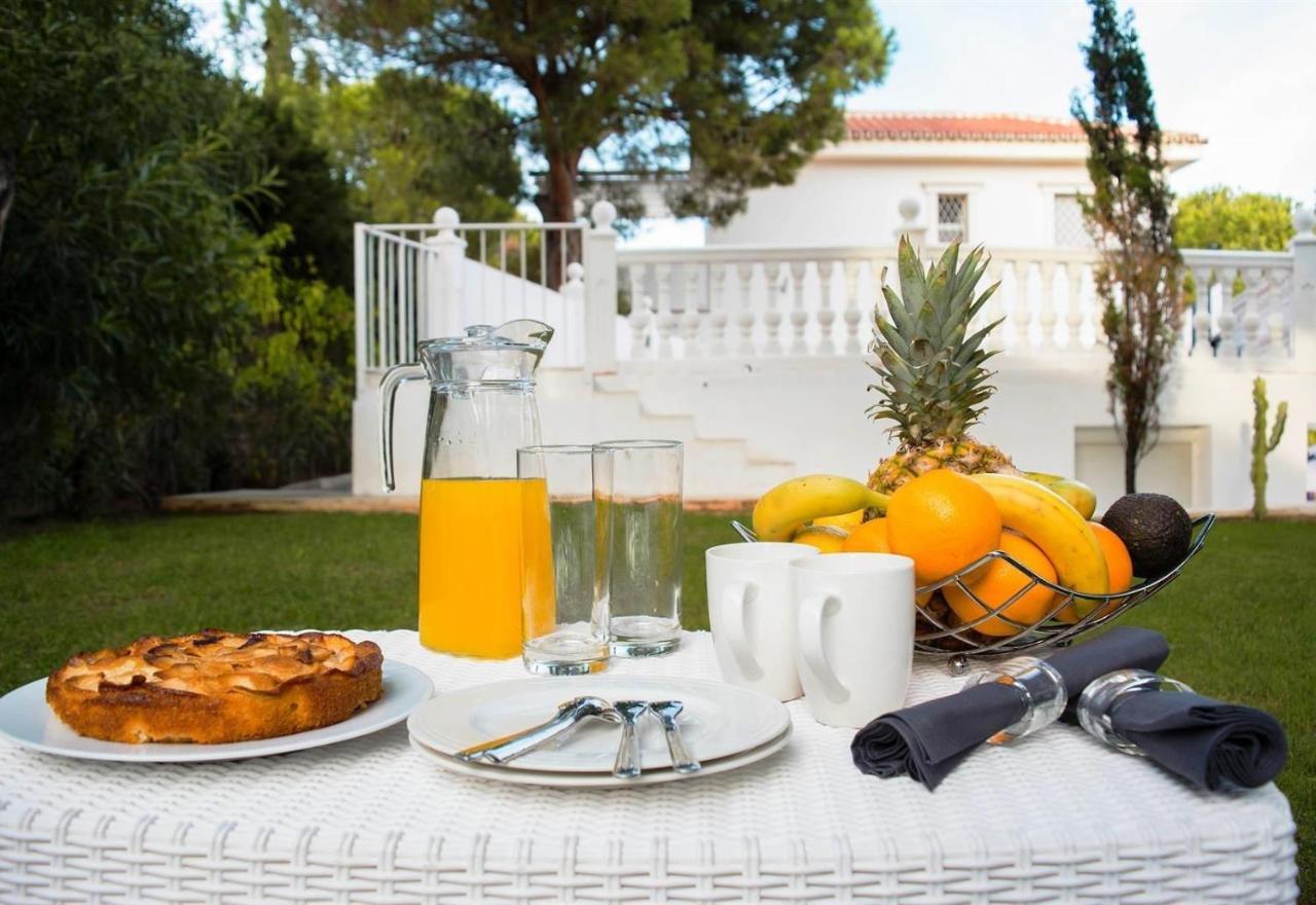 Villa Domus Vesta Marbella Bagian luar foto