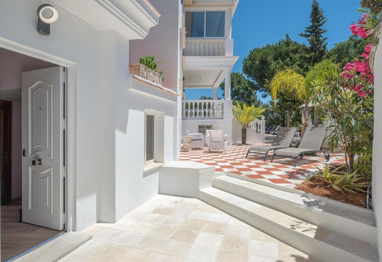 Villa Domus Vesta Marbella Bagian luar foto