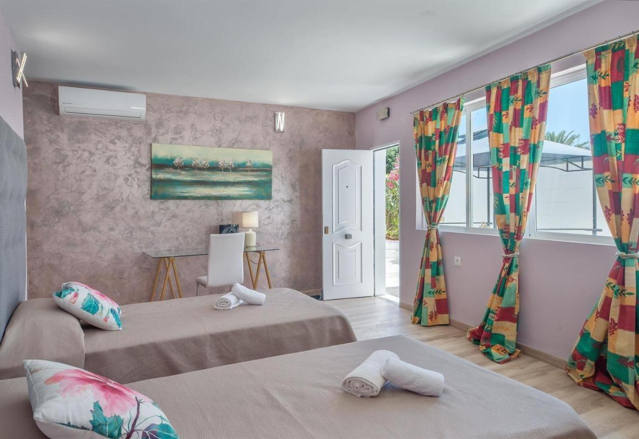 Villa Domus Vesta Marbella Bagian luar foto
