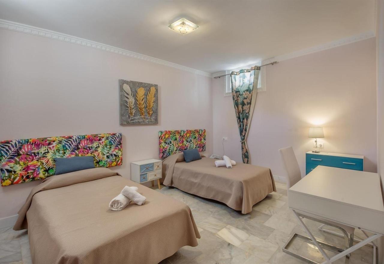 Villa Domus Vesta Marbella Bagian luar foto